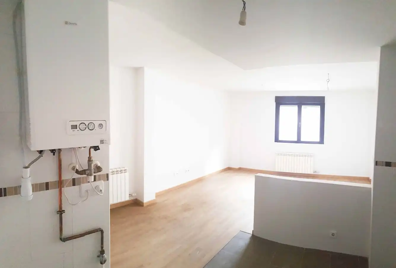 Schlafzimmer von Wohnung zur Miete in Tudela de Duero mit Heizung, Parkett und Abstellraum