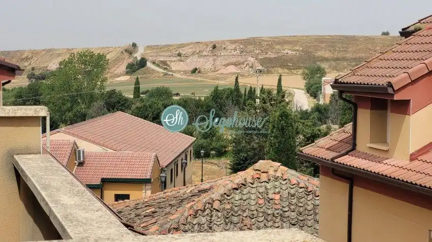 Wohnungen zum Verkauf in Espirdo mit Heizung, Möbliert und Balkon