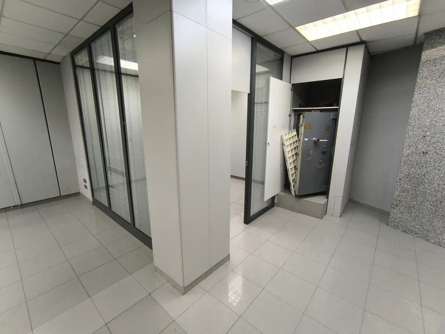 Local comercial en venda a Avenida Cardenal Cisneros 6, imagen 6