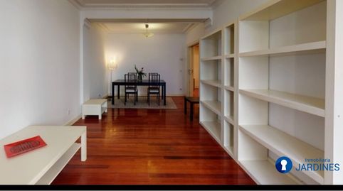 Foto 3 de Piso en venta en Zabalburu, Bilbao