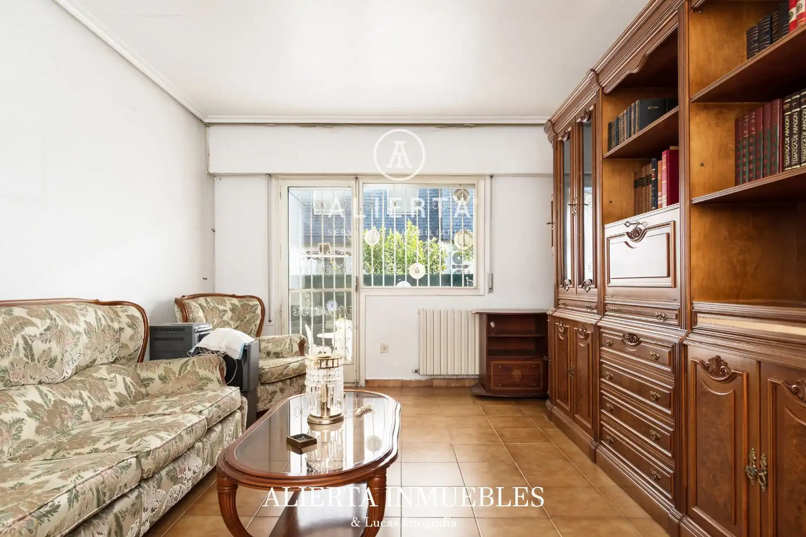 Sala de estar de Casa o chalet en venta en Zaragoza con Calefacción y Trastero