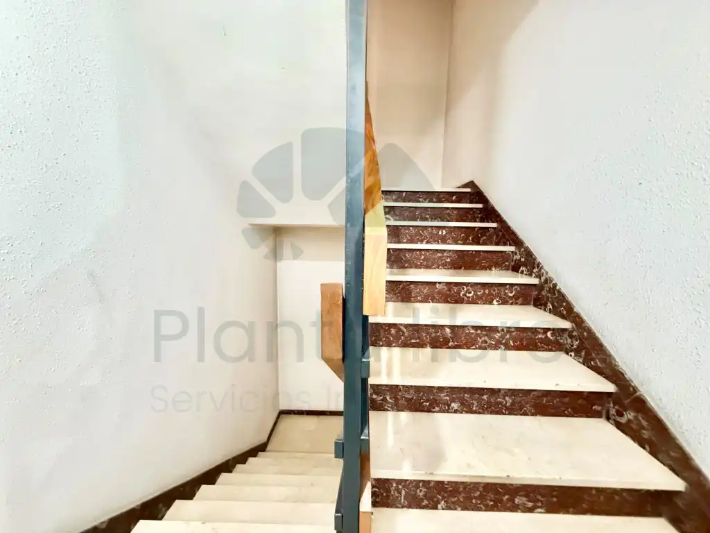 Flat for sale in  Logroño  with Air Conditioner, Heating and Balcony