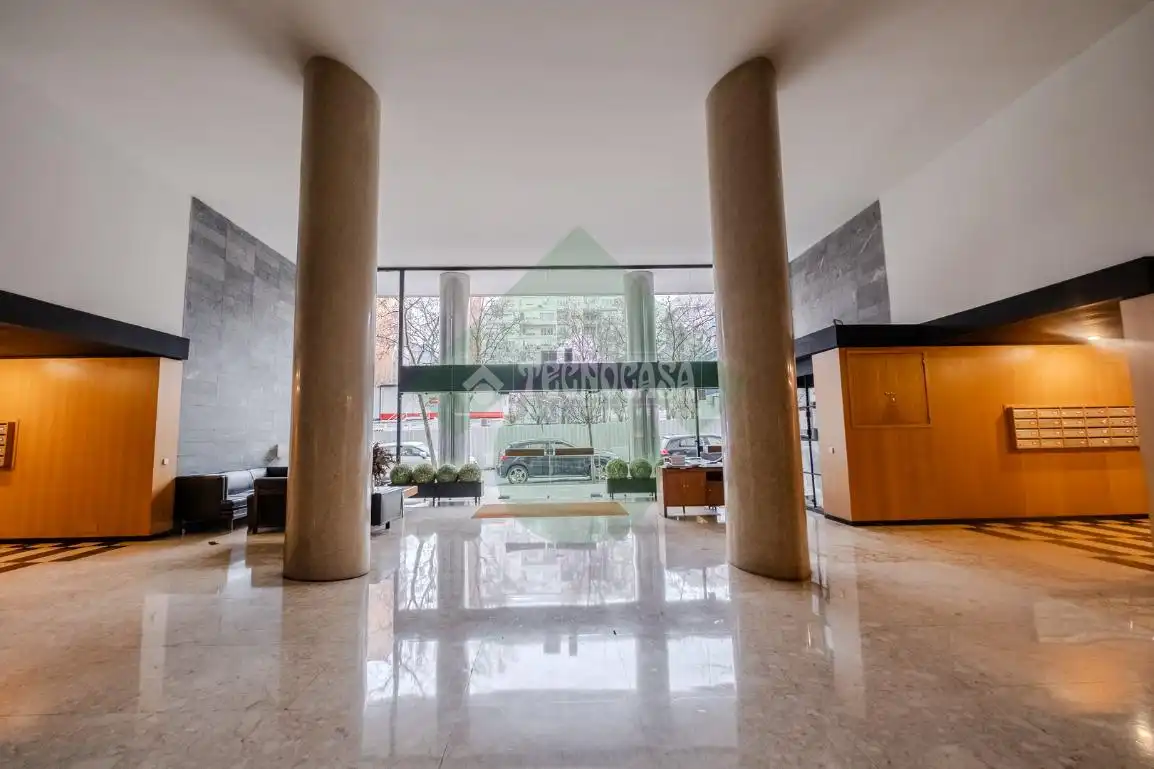 Büro zur Miete in Madrid mit Klimaanlage und Heizung