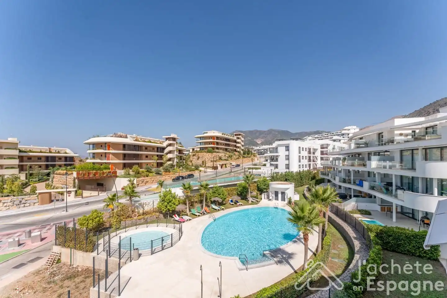 Flat with terrace for sale in Calle Paula 1