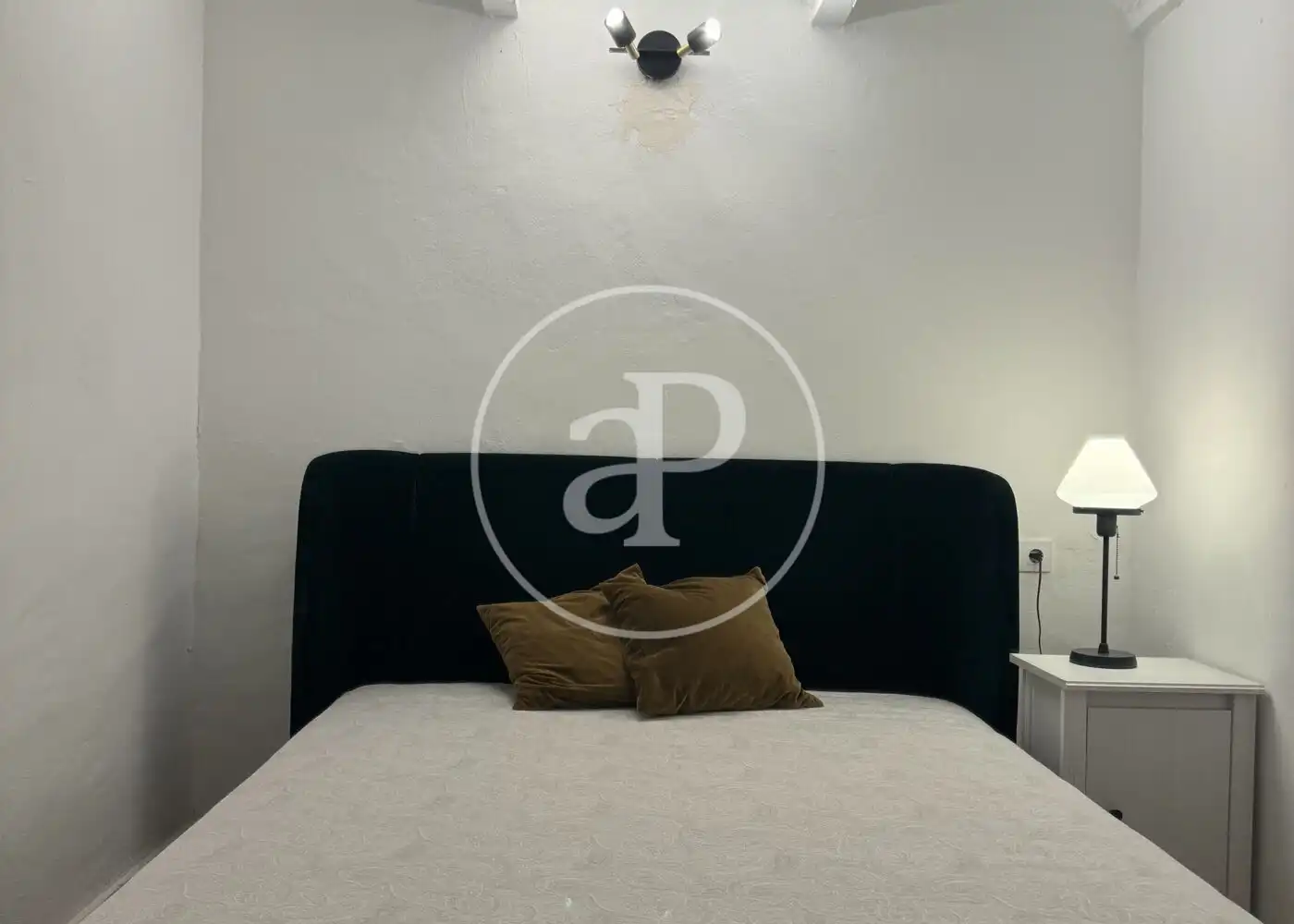 Dormitori de Casa adosada de lloguer en  Palma de Mallorca amb Aire condicionat, Calefacció i Jardí privat