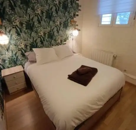 Dormitori de Casa adosada en venda en Las Rozas de Madrid amb Aire condicionat, Calefacció i Jardí privat