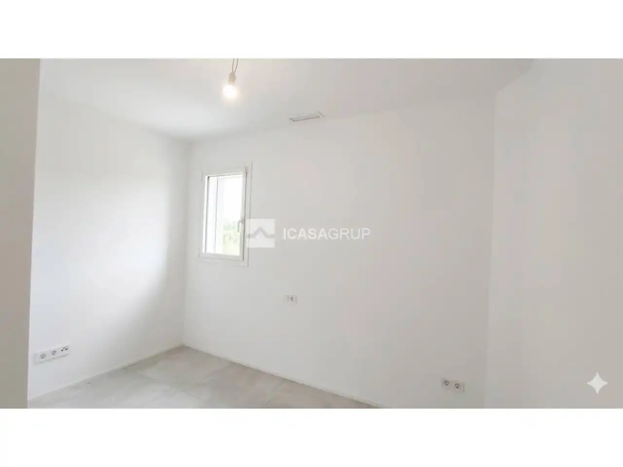 Flat for sale in Terrassa  with Air Conditioner, Heating and Alarm