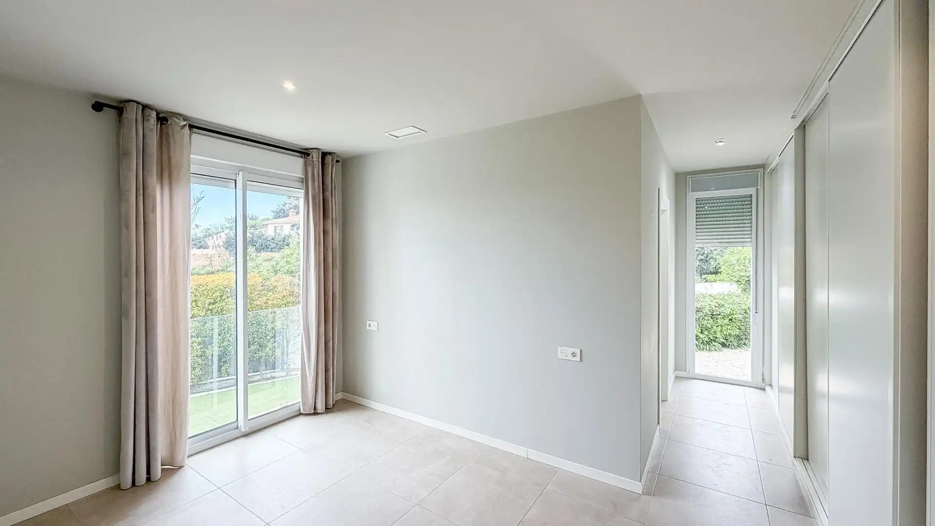 Casa o xalet en venda en Benalmádena amb Aire condicionat, Jardí privat i Terrassa