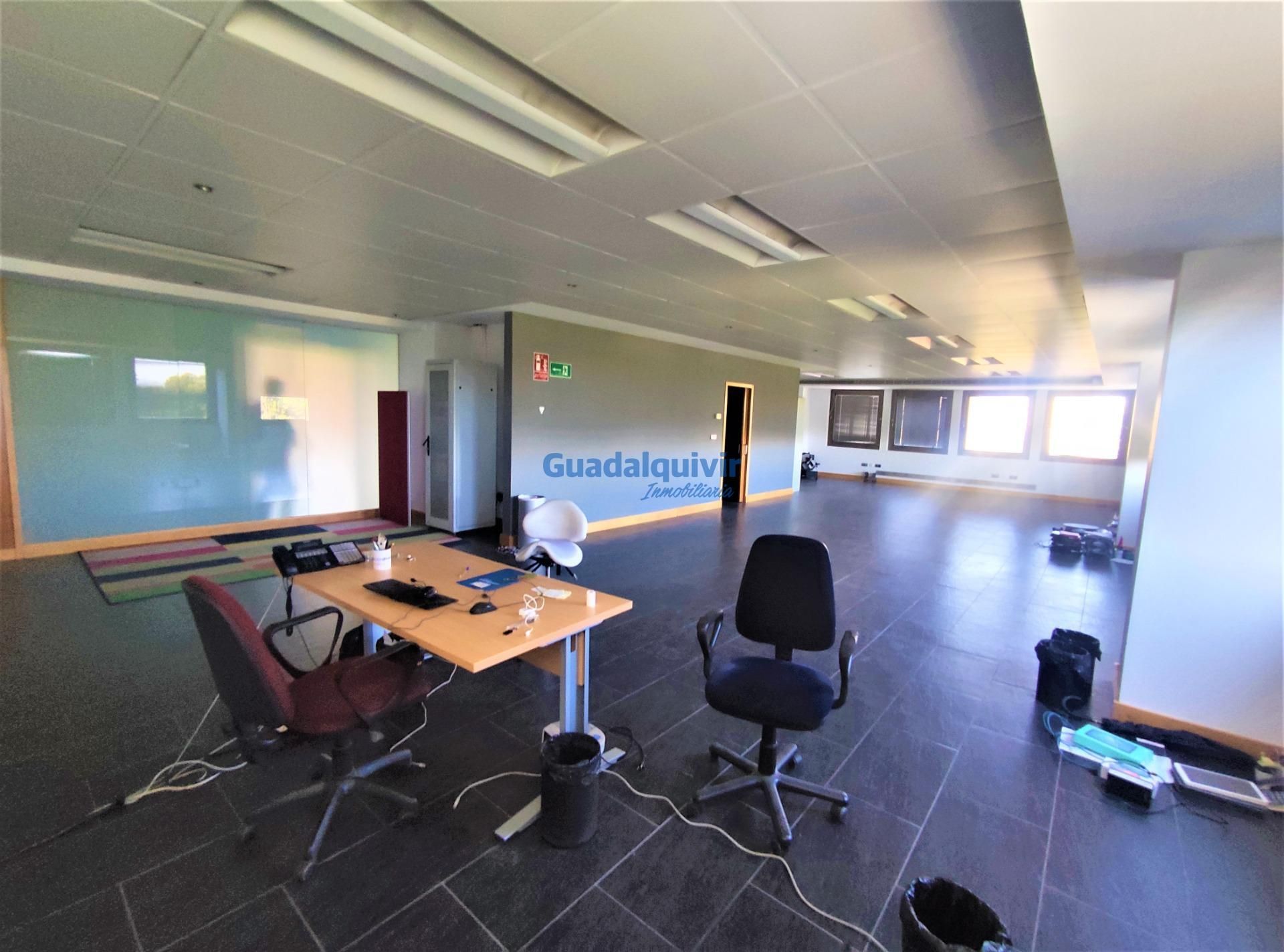 Oficina en venda en  Sevilla Capital amb Aire condicionat i Calefacció