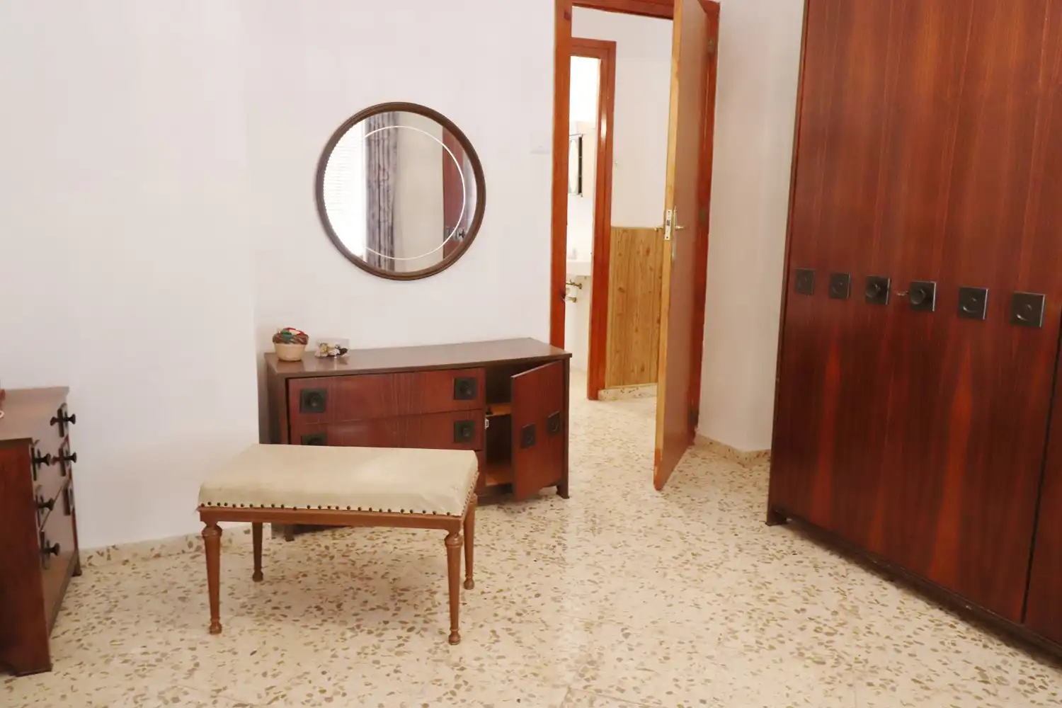 Dormitori de Casa o xalet en venda en Íllora amb Jardí privat i Moblat