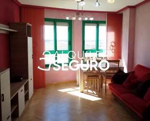 Bedroom of Flat to rent in Valladolid Capital  with Terrace and Swimming Pool