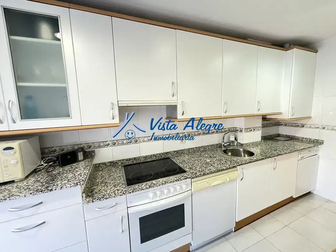 Kitchen of Flat for sale in Haro  with Air Conditioner, Heating and Parquet flooring