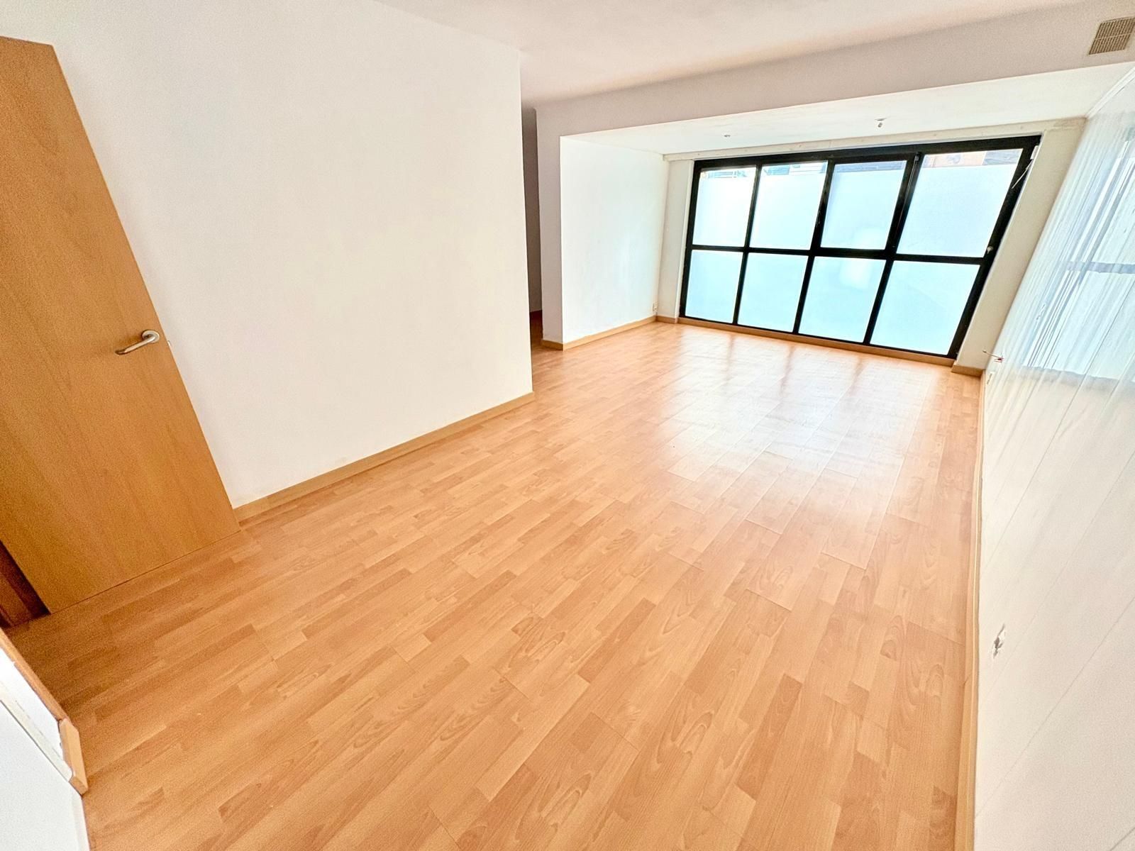 Planta baja for sale in  Barcelona Capital