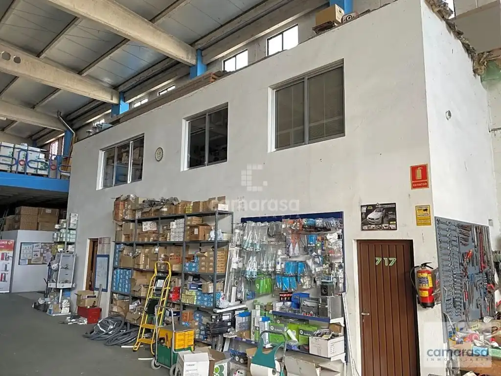 Industrial buildings for rent in Calle Río Órbigo, 9, Hervencias Altas - El Pinar