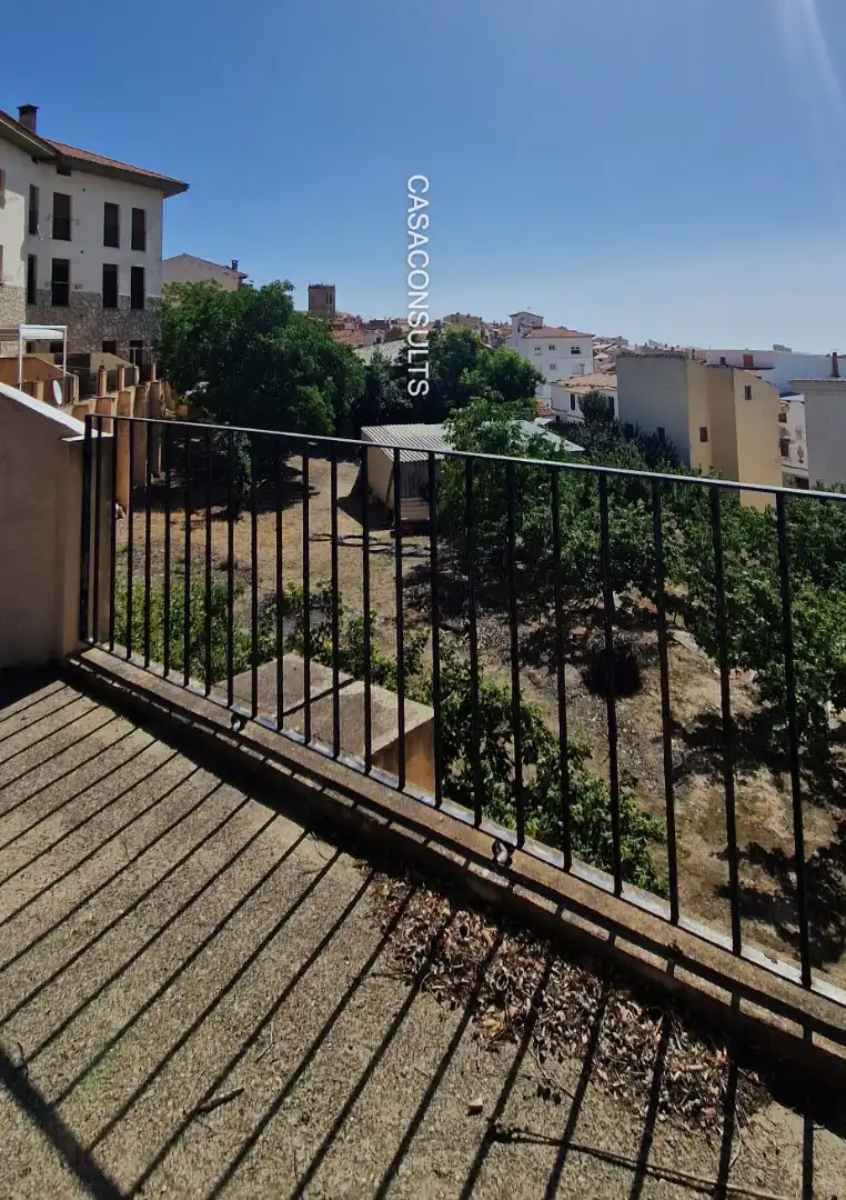 Terrassa de Apartament en venda en Vistabella del Maestrazgo amb Calefacció, Jardí privat i Terrassa