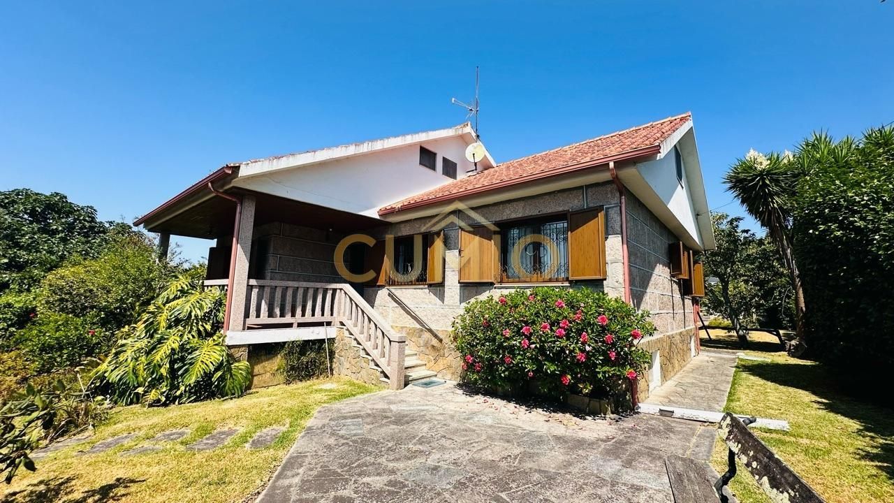 Exterior view of House or chalet for sale in Nigrán  with Heating, Private garden and Terrace