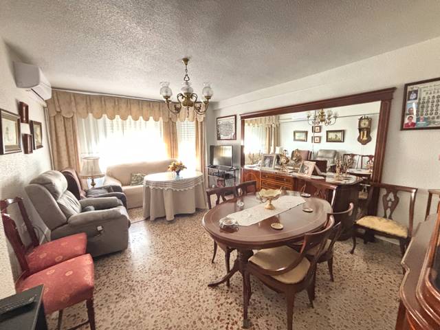 Piso en Venta en Calle Ollerías en Andújar