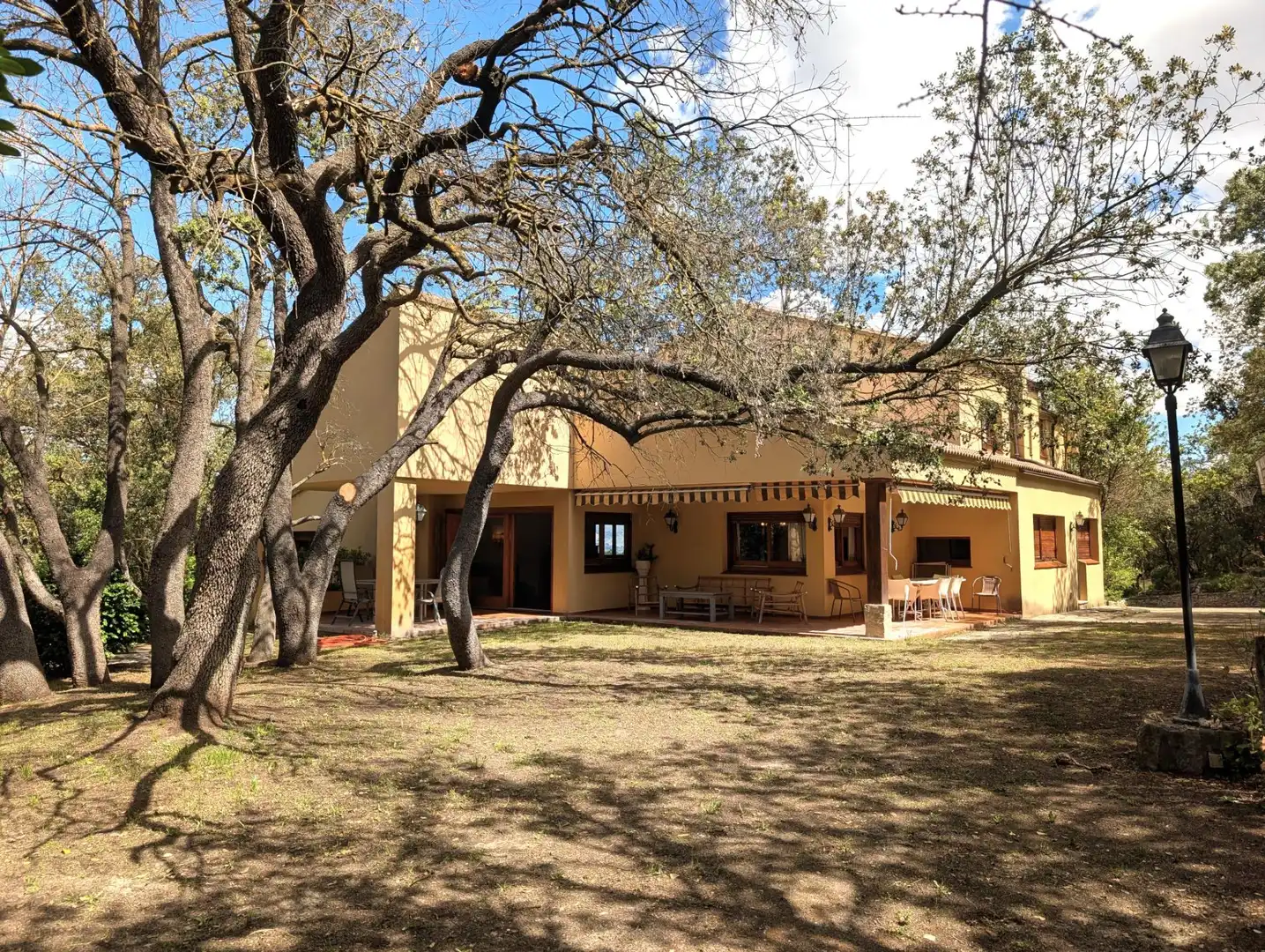 Vista exterior de Casa o xalet en venda en Alcoy / Alcoi amb Calefacció, Jardí privat i Terrassa
