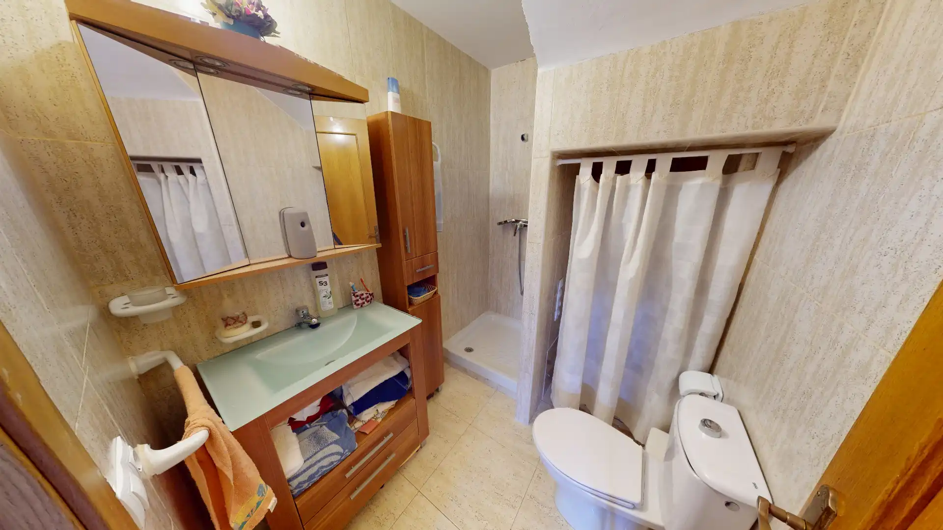 Bany de Casa o xalet en venda en El Campello amb Aire condicionat, Jardí privat i Terrassa