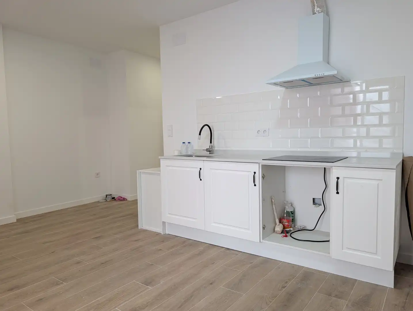 Kitchen of Flat for sale in Sagunto / Sagunt  with Terrace and Oven
