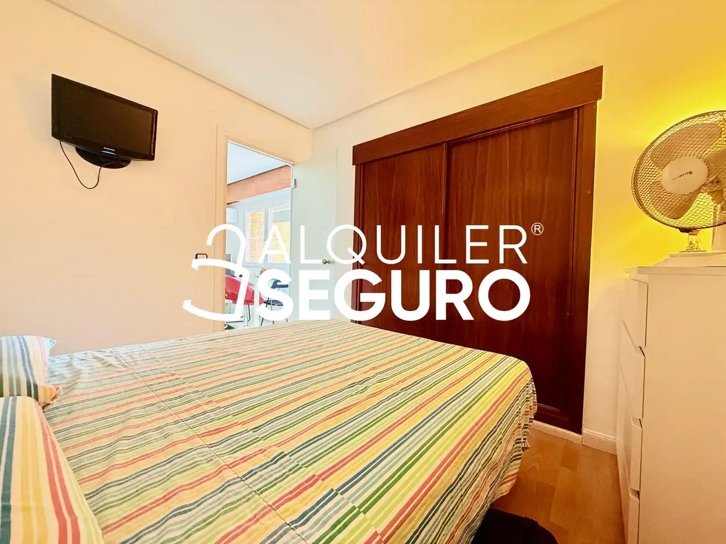 Habitación de Piso de alquiler en Madrid con Aire acondicionado, Calefacción y Piscina