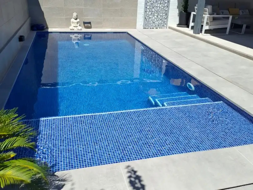 Swimming pool of Houses for rent in La Zubia  with Air Conditioner, Heating and Private garden