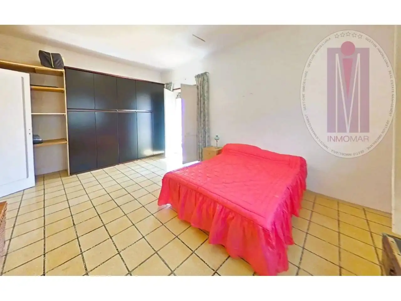 Habitación de Casa o chalet en venta en Viladecans con Jardín privado