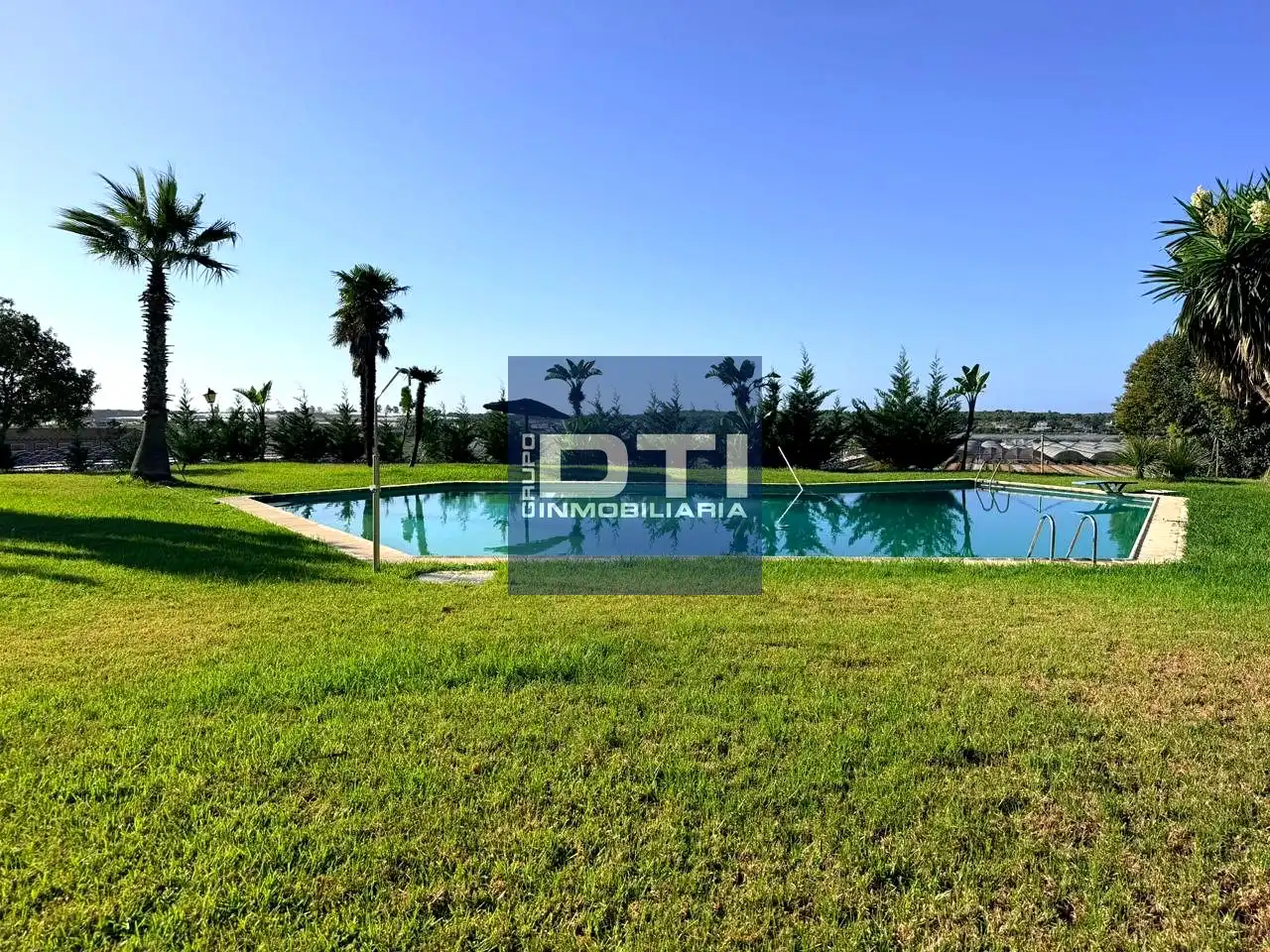 Jardín de Casa o chalet en venta en Gibraleón