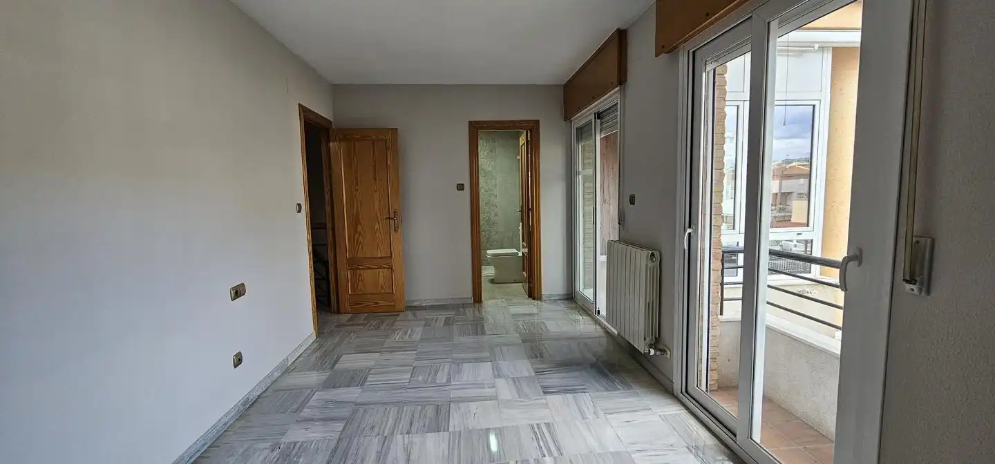 Casa adosada en venta en Calle MEDIO AMBIENTE, Maracena
