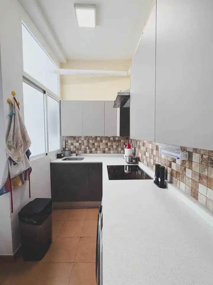 Küche von Maisonette zum Verkauf in Cádiz mit Terrasse
