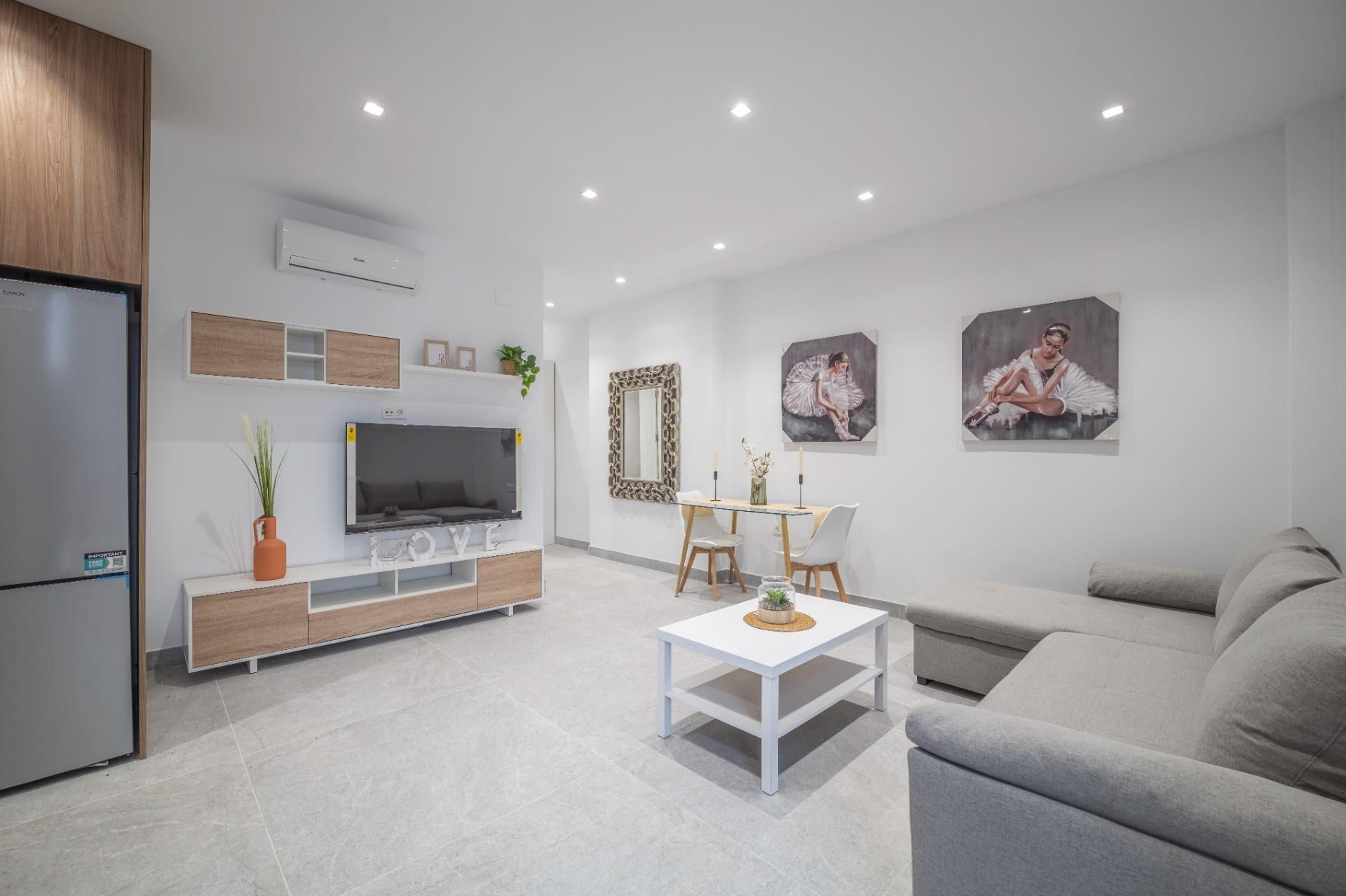 Sala d'estar de Apartament en venda en  Granada Capital amb Moblat