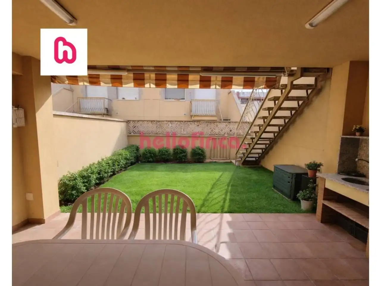 Terrassa de Casa adosada en venda en Tordera amb Aire condicionat, Calefacció i Jardí privat