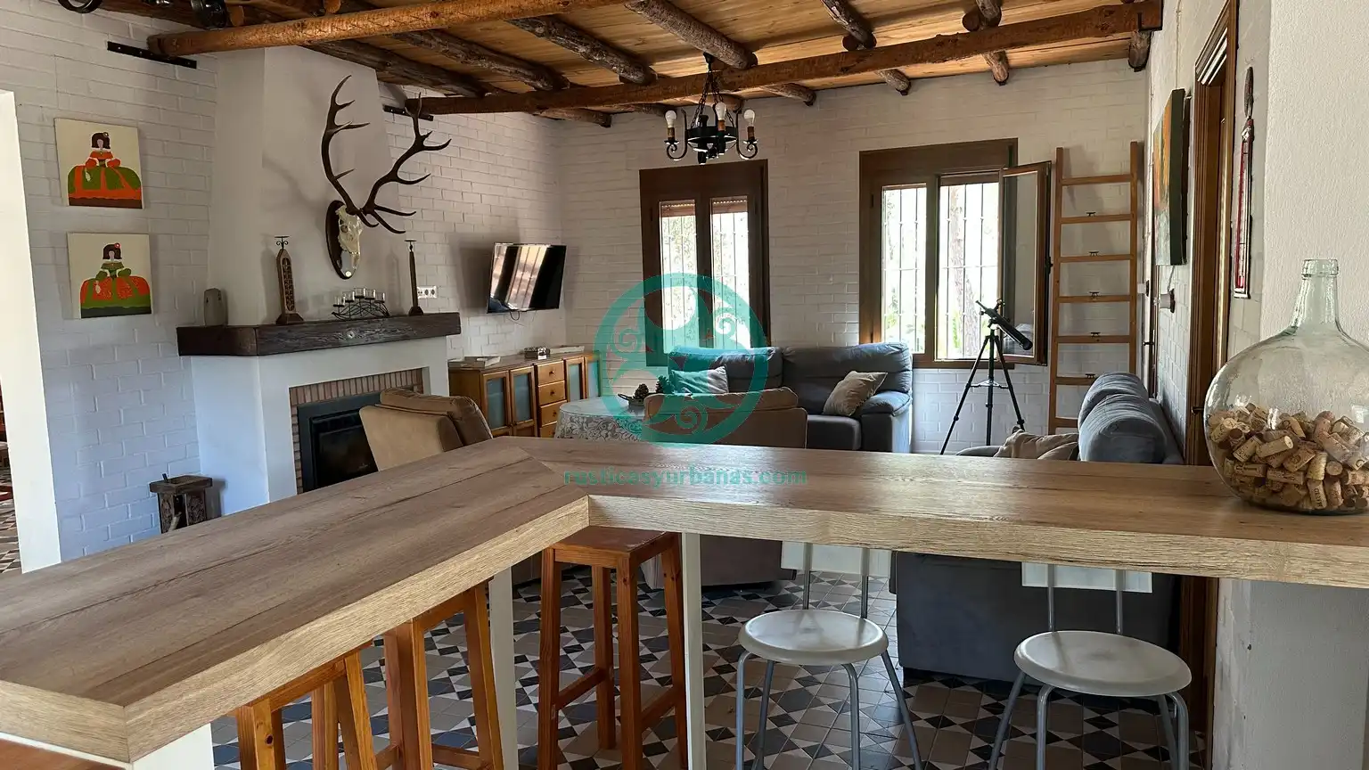 Esszimmer von Country house zur Miete in Cáceres mit Schwimmbad, Möbliert und Ofen