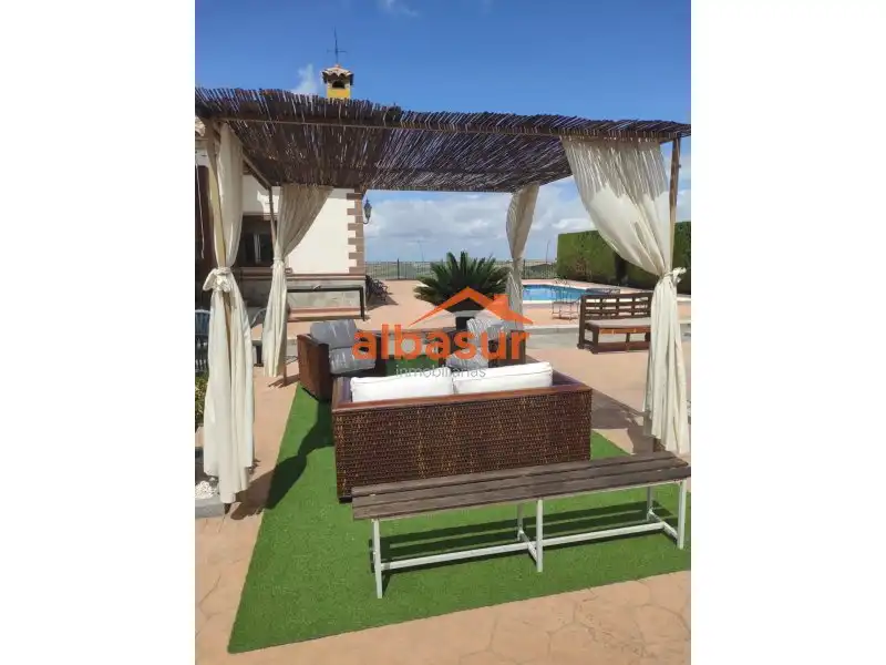Terraza de Casa o chalet en venta en Fernán-Núñez con Jardín privado y Piscina