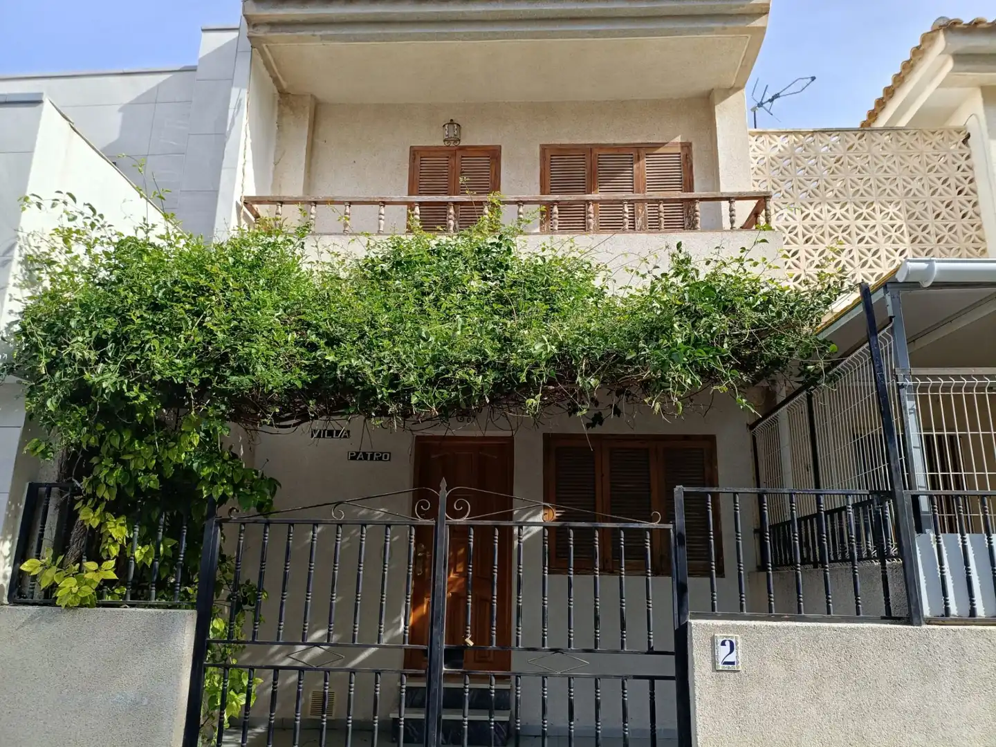 Außenansicht von Maisonette zum Verkauf in San Pedro del Pinatar mit Klimaanlage, Heizung und Privatgarten