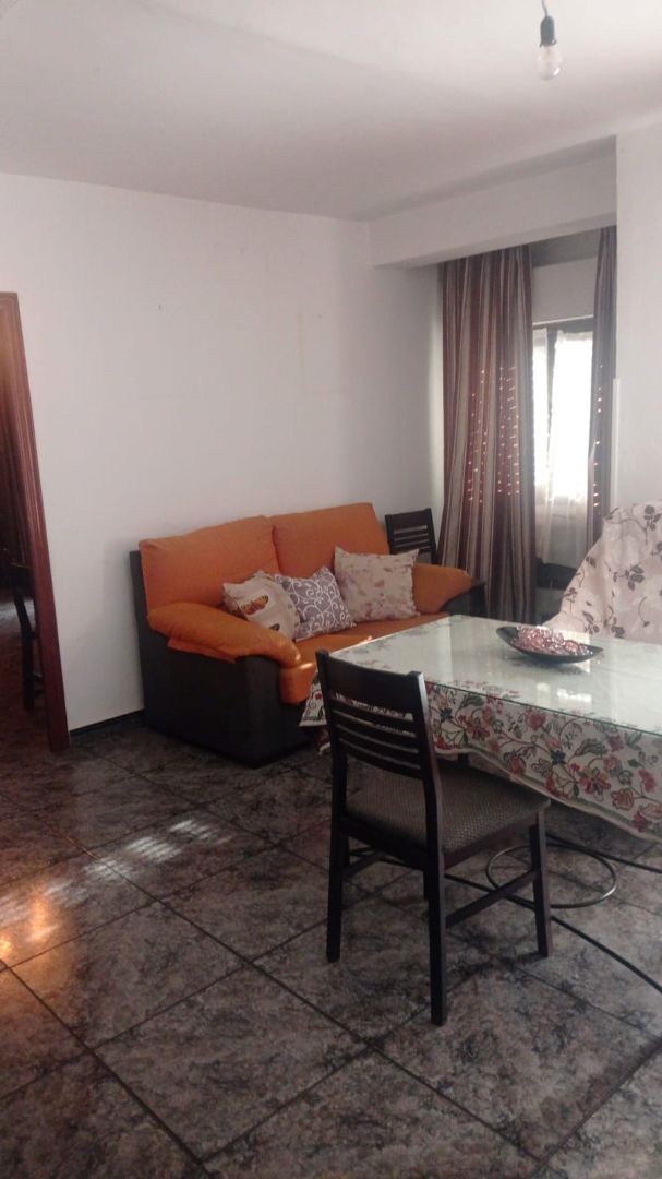 Sala de estar de Piso en venta en  Córdoba Capital con Aire acondicionado, Trastero y Amueblado
