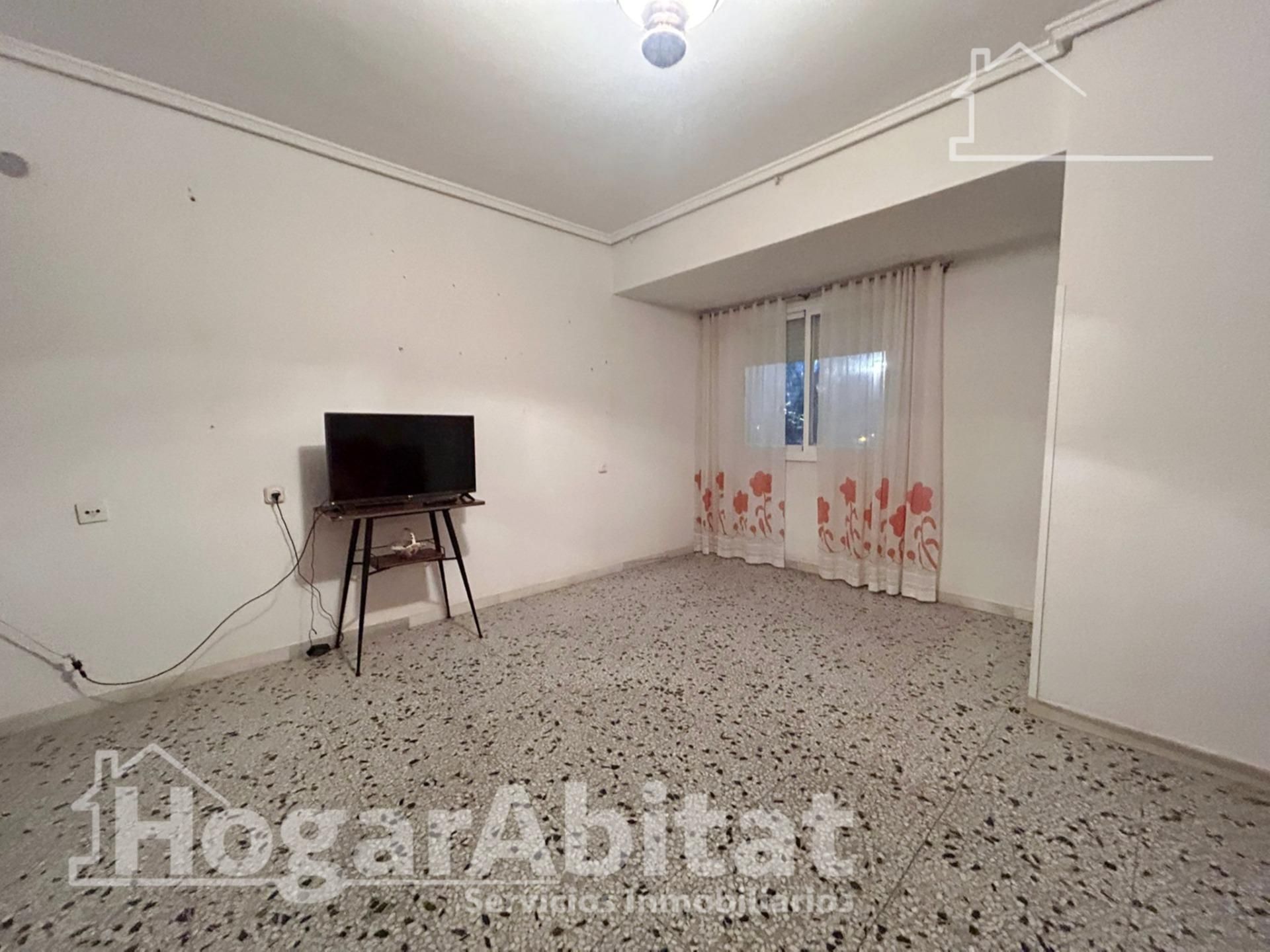 Piso en venta en Sagunto / Sagunt con Terraza y Balcón