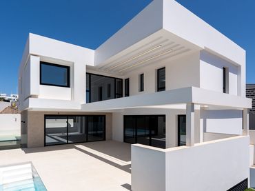 Casa con balcone in vendita a Calle Daniel Verona Hernandez