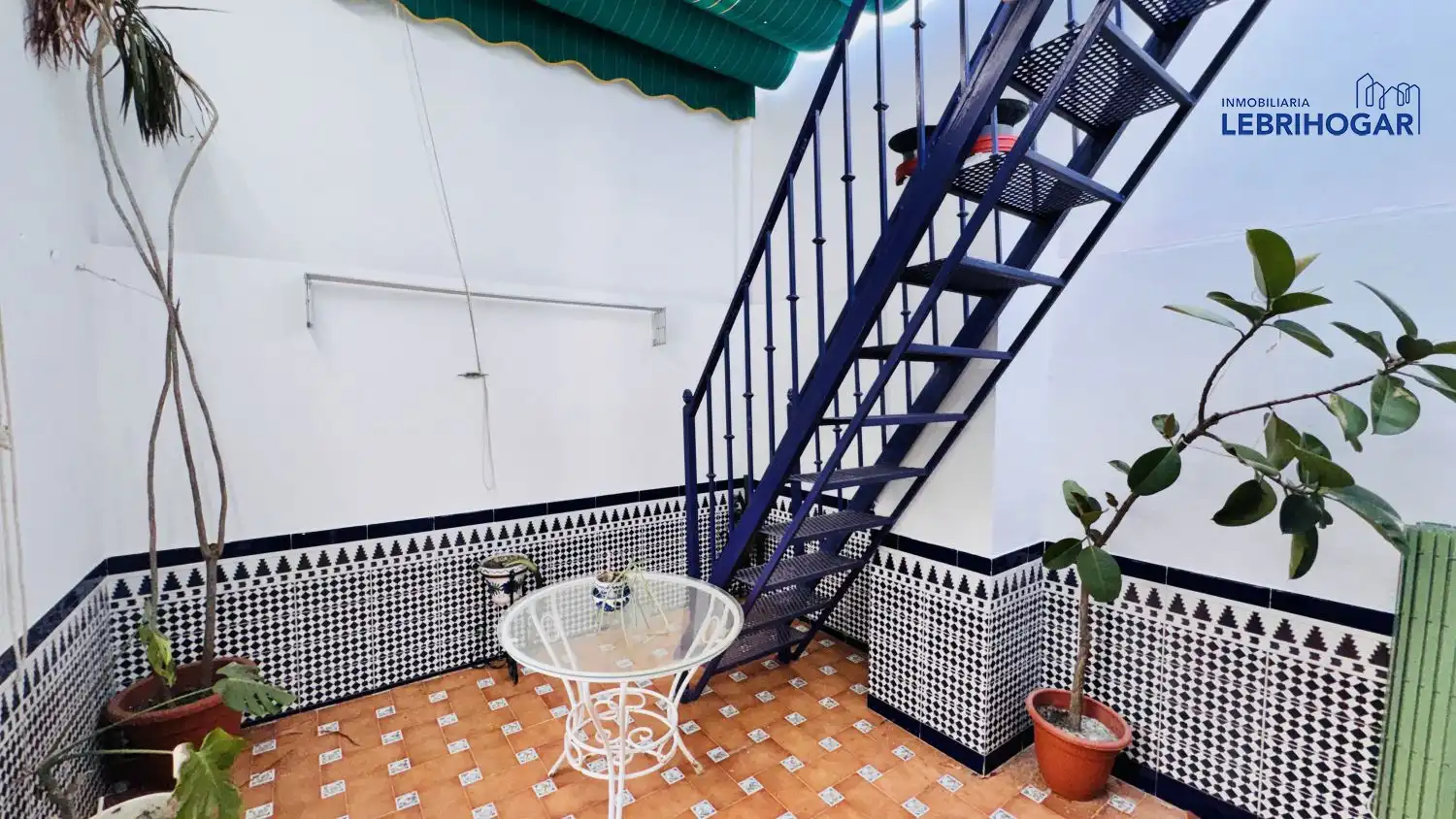 Terraza de Casa o chalet en venta en Lebrija con Calefacción, Trastero y Balcón