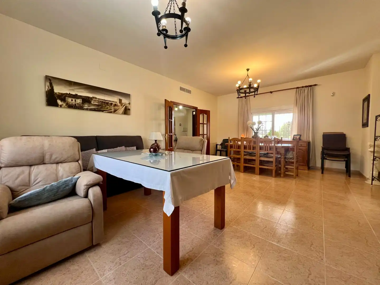 Dining room of Houses for sale in Córdoba  with Air Conditioner and Swimming Pool