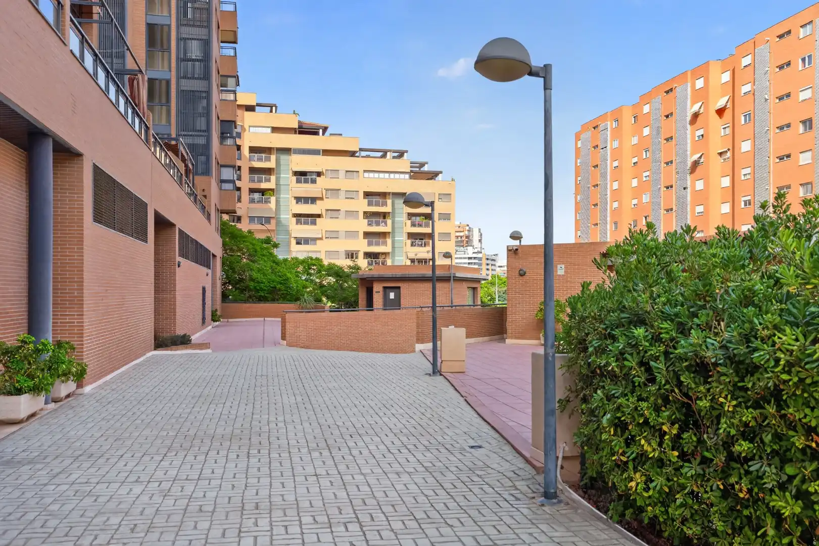 Vista exterior de Àtic en venda en Alicante / Alacant amb Calefacció, Terrassa i Piscina comunitària