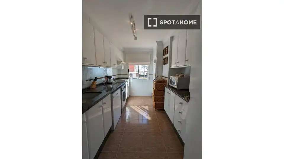 Cocina de Piso de alquiler en Cullera con Aire acondicionado, Calefacción y Amueblado