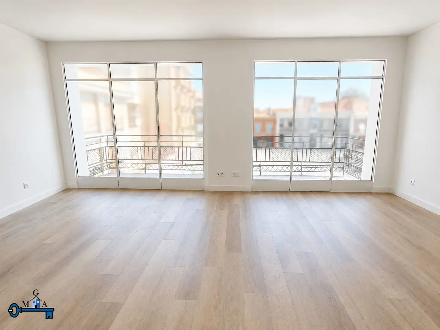 Living room of Flat for rent in Fuenlabrada  with Air Conditioner, Heating and Parquet flooring