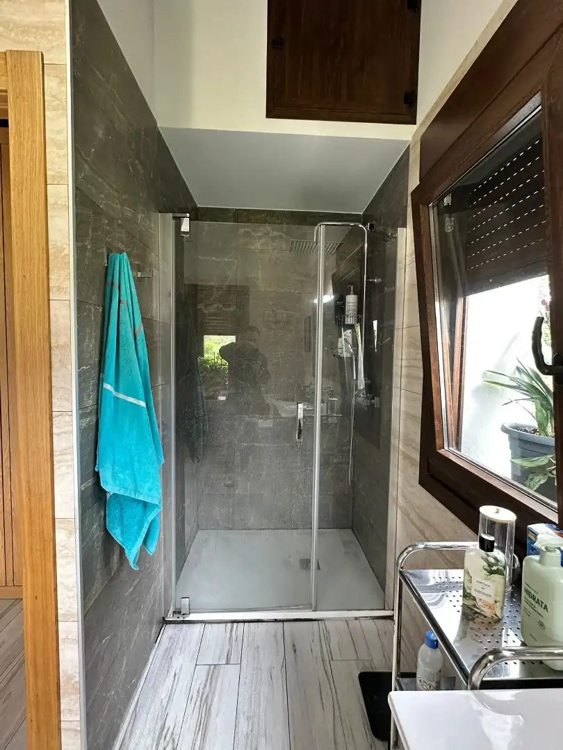 Baño de Casa o chalet en venta en Llanes con Calefacción, Jardín privado y Terraza