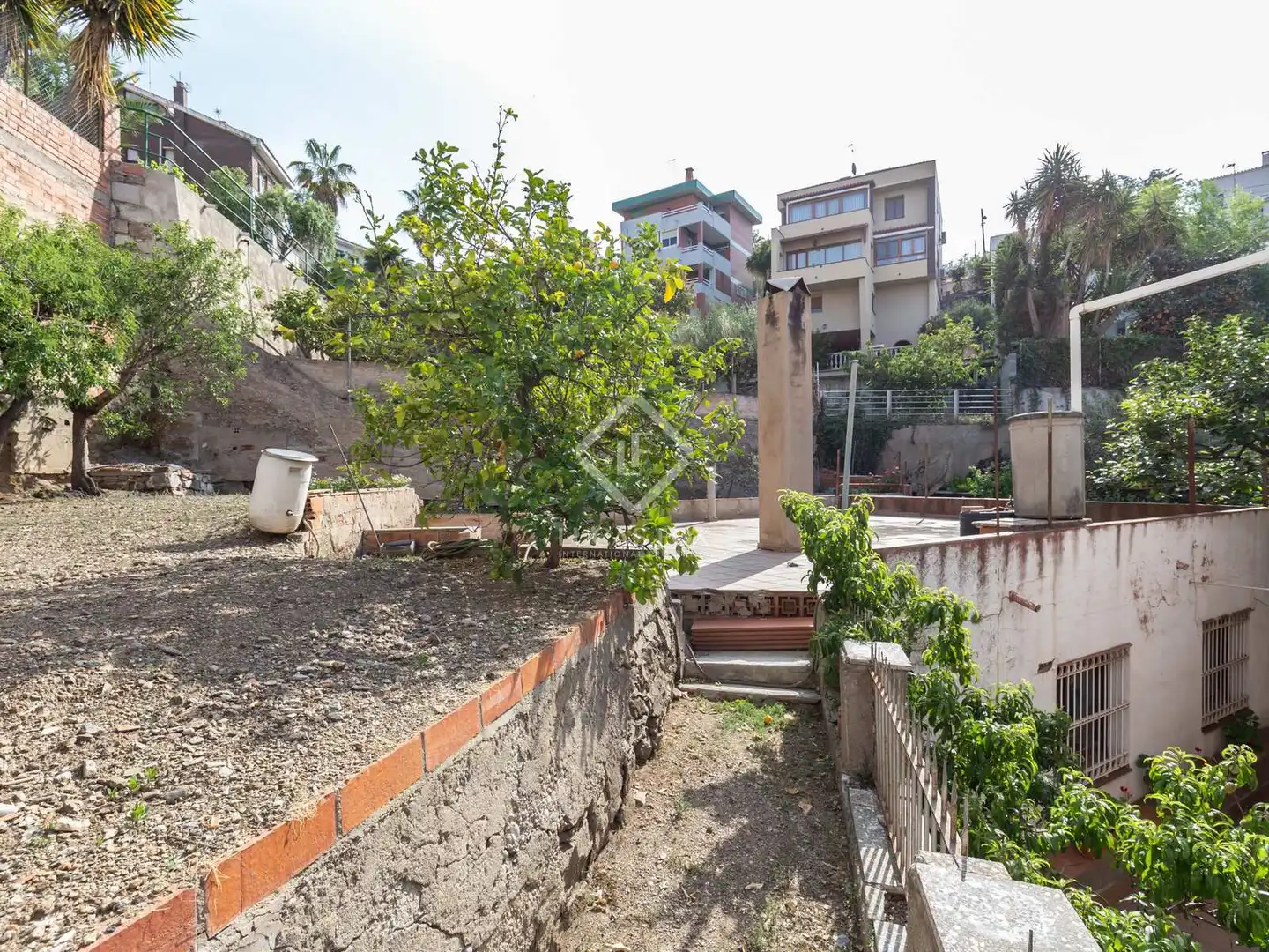 Jardí de Casa o xalet en venda en Esplugues de Llobregat amb Calefacció, Jardí privat i Terrassa