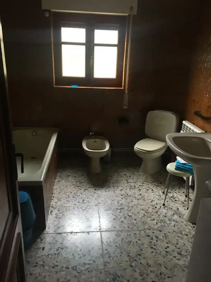 Bany de Finca rústica en venda en Mojados amb Traster i TV
