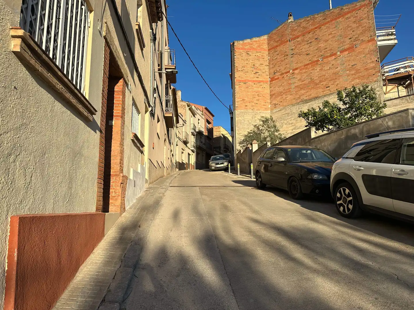Exterior view of Garage for sale in Gelida