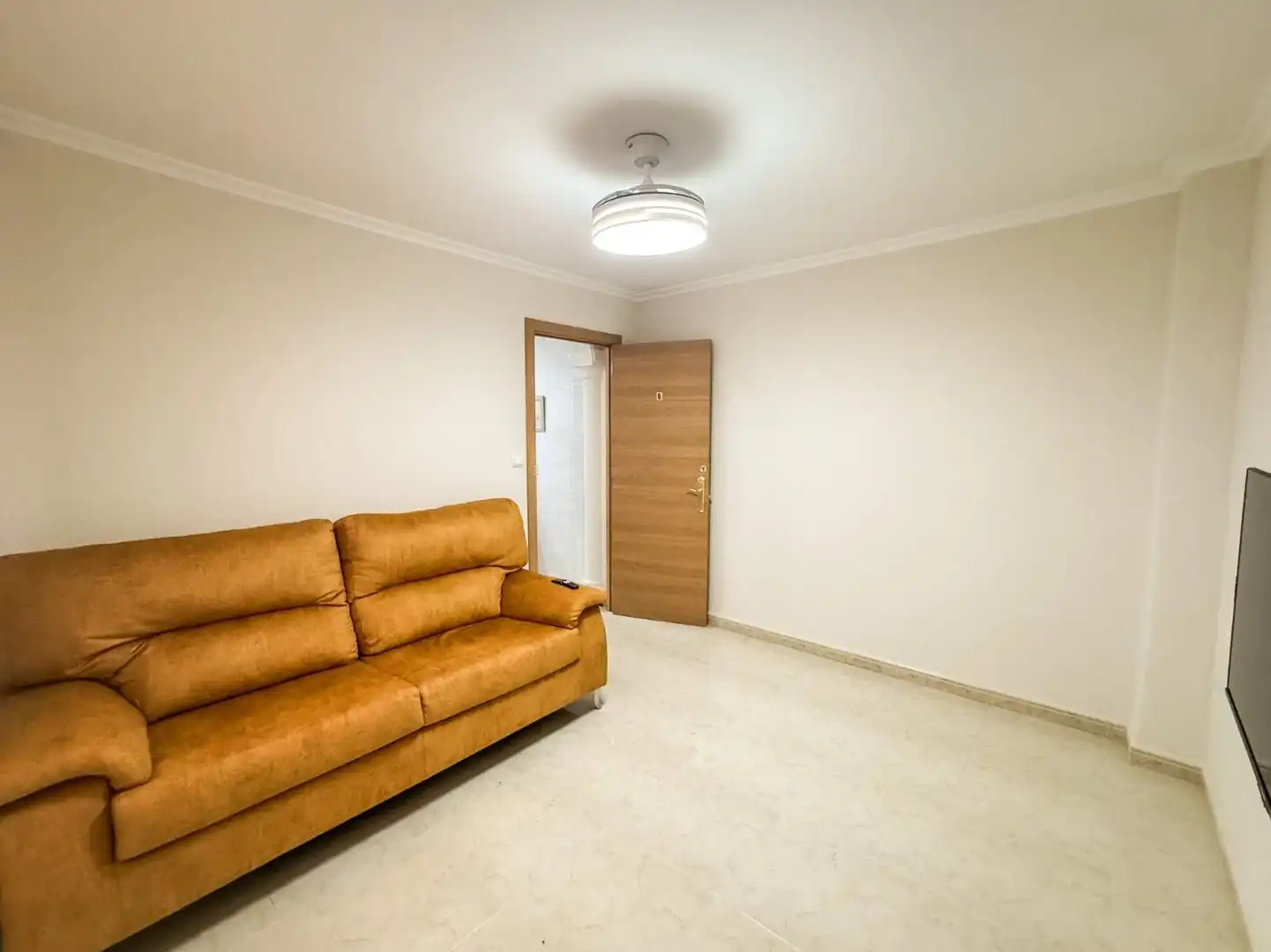Habitación en Reina Victoria - Miguel Hernández
