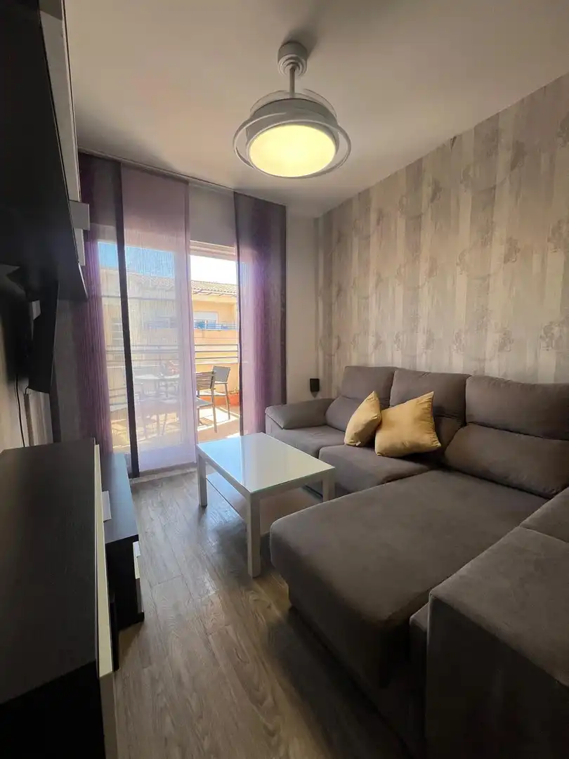 Flat with pool to rent in Calle Francisco de Orellana 2, imagen 3
