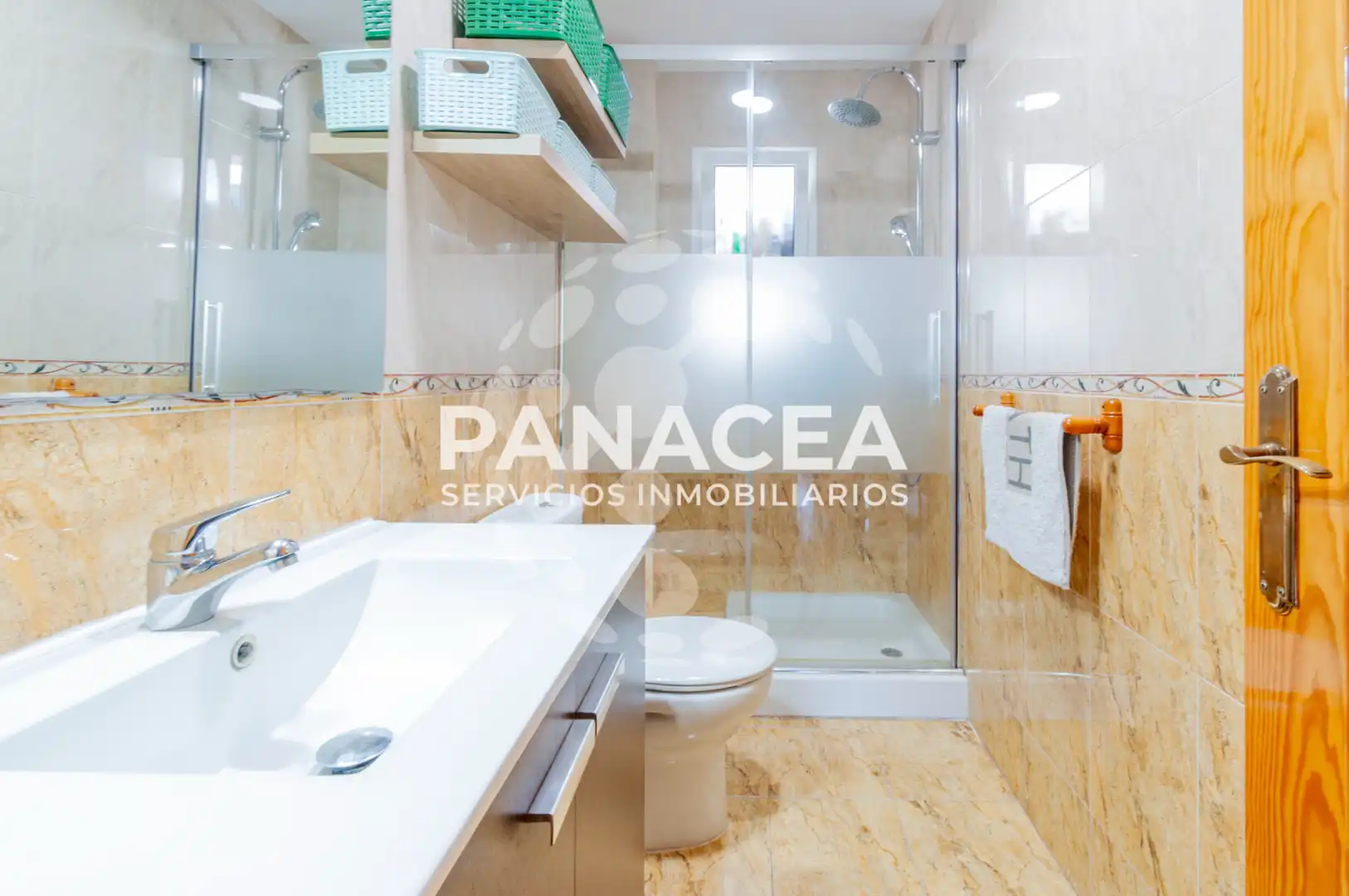 Badezimmer von Wohnung zum Verkauf in La Mojonera mit Möbliert, Ofen und Waschmaschine